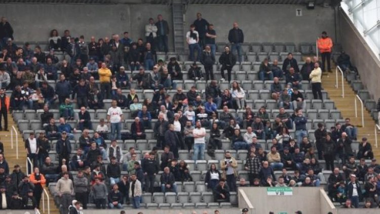    Futbolçular azarkeşlərin bilet pulunu qaytaracaq - Uduzduqlarına görə    