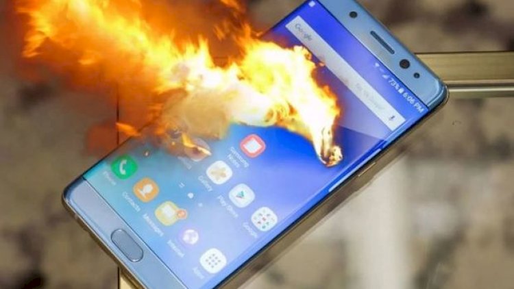    Səkkiz yaşlı qız smartfonun partlaması nəticəsində öldü – FOTO   