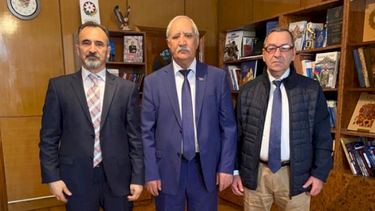    Fəzail Ağamalı güneylilərlə görüşdü   