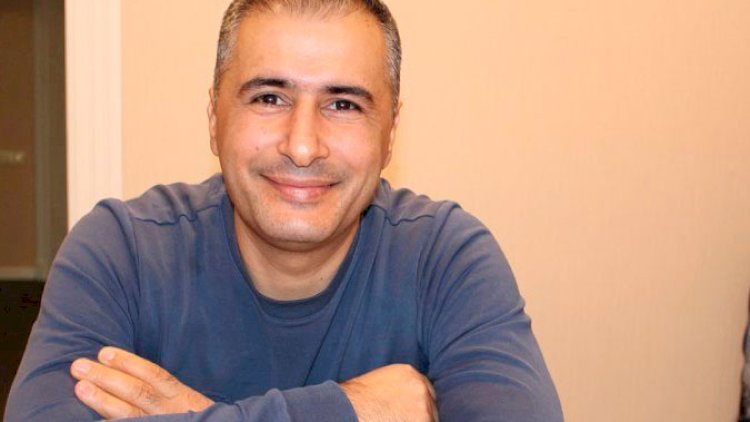    Onları tənqid etmək olmaz, səni...    