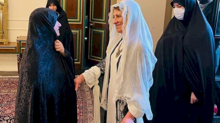    İLK DƏFƏ! İran Prezidentinin arvadının FOTOSU yayıldı   