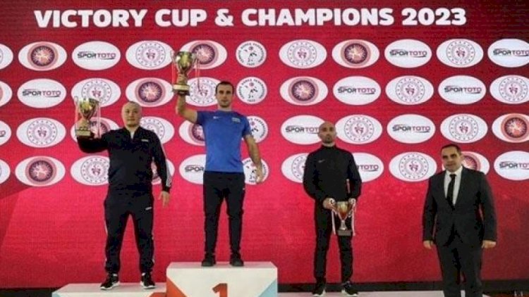    Güləşçilərimiz “Zəfər kuboku”nu 12 medalla başa vurdu    