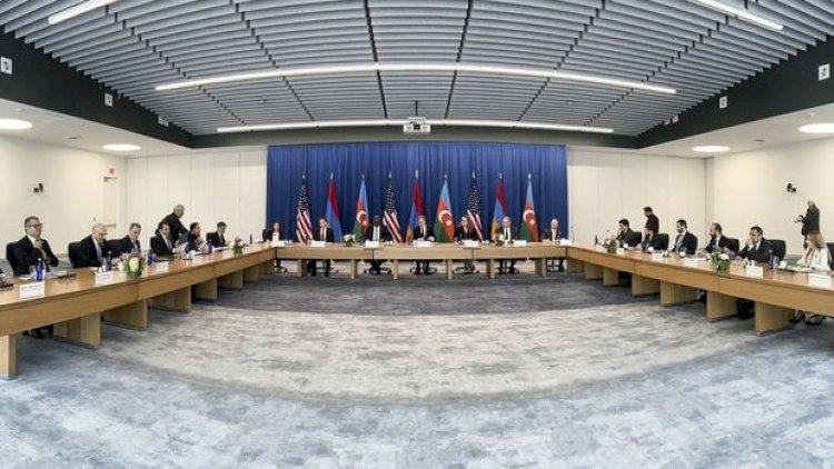    Blinkenin vasitəçiliyi ilə Azərbaycan və Ermənistan XİN başçıları arasında üçtərəfli görüş başladı   