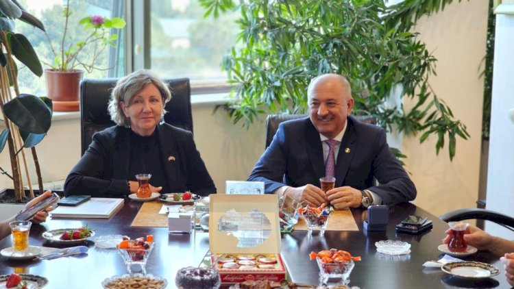    Latviya səfiri icra başçısının qonağı oldu   - Fotolar