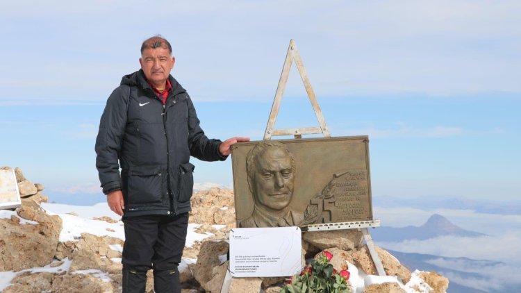    ETSN-in bir qrup əməkdaşı “Heydər zirvəsi”ndə - FOTOLAR    