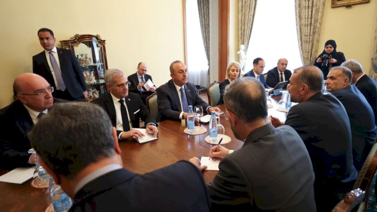    Türkiyə və İran XİN başçıları görüşdü    