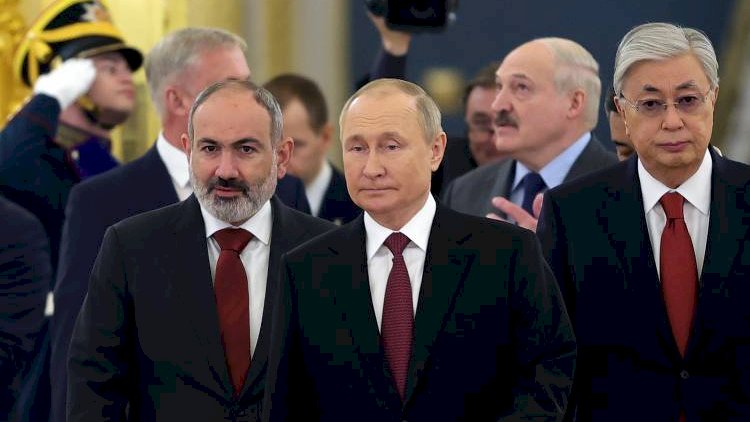    Peskov təsdiqlədi: Paşinyan Kremldə olub   