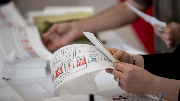    Seçkidən sonra kütləvi istefalar başladı    