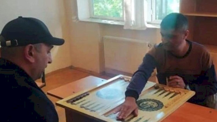    Məktəbdə nərd çempionatı: “Rəhbərliyə xəbərdarlıq edilib“   