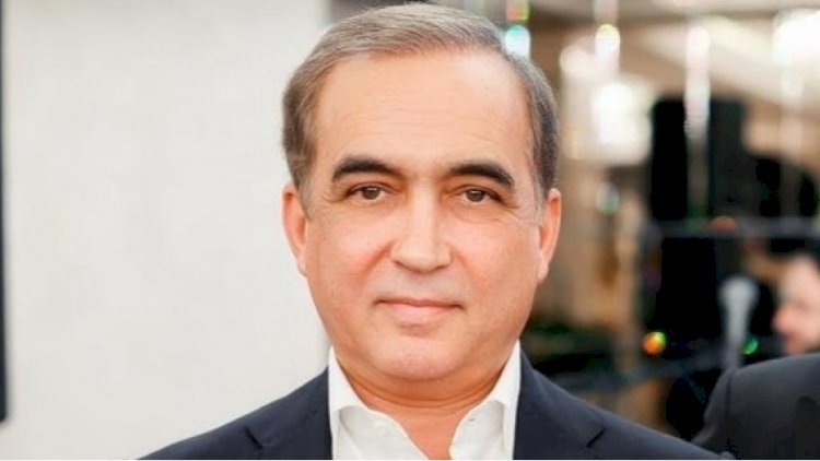    Deputatın partiyası özünü buraxdı   
