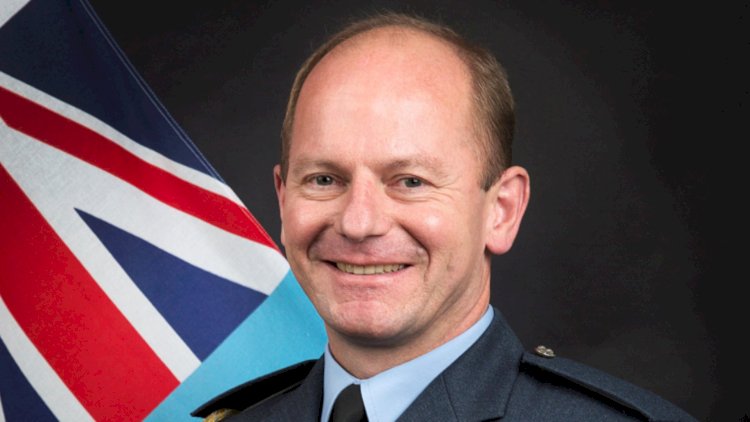    “Rusiya gəmiləri ölkəmiz üçün təhlükə yaradır” - Britaniyalı admiral   