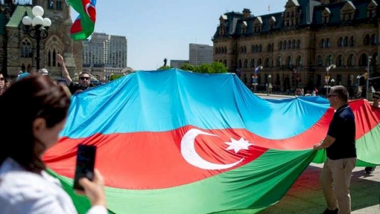    Kanada parlamenti qarşısında Azərbaycan bayrağı qaldırıldı - Fotolar   