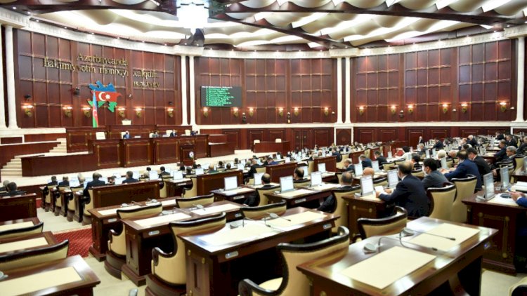    Deputat pensiya yaşını 70-ə qaldırılmasını təklif edir   