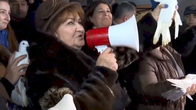    “Bu 6 min elə bil söyüş oldu mənə” -  Şuşa aksiyasında göyərçinlə məşhur olan QHT sədri   