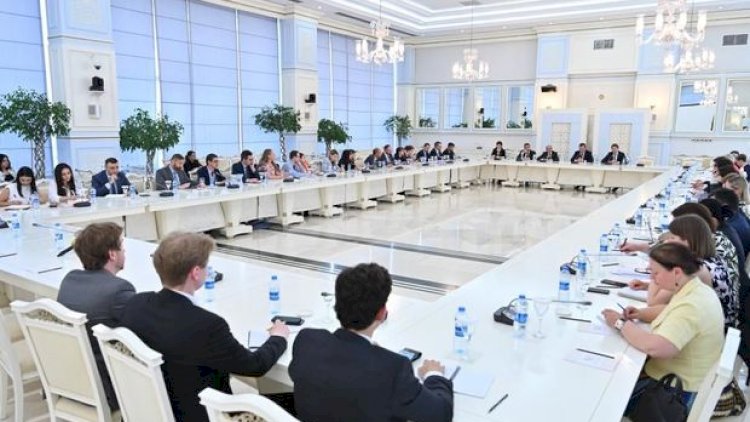   Milli Məclisdə Aİ Şurasının İşçi Qrupunun nümayəndə heyəti ilə görüş keçirildi   