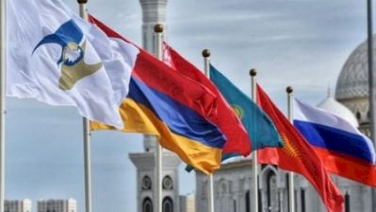    Overçuk: İran və Türkiyə Aİİ ilə əlaqələri gücləndirməkdə maraqlıdır   