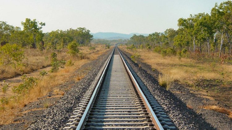    Zabratda yeniyetmələr dəmir yolu dayanacağından oğurluq etdi   