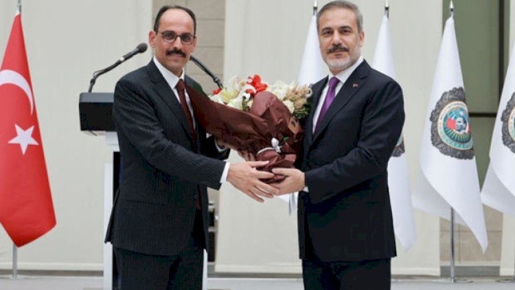    Hakan Fidan postunu İbrahim Kalına təhvil verdi   