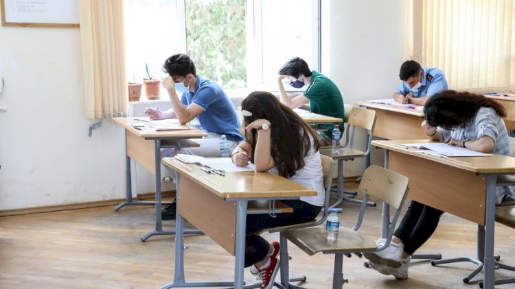    Bu gün 18 minə yaxın bakalavr imtahan verəcək    