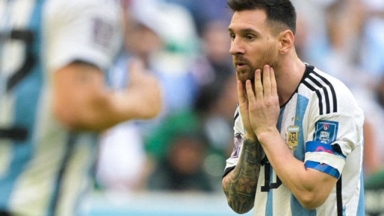    Messi Pekin hava limanında saxlanıldı   