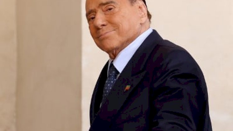    Silvio Berluskoni öldü   