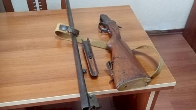   Qəbələ rayon sakinlərindən qanunsuz saxladıqları odlu silahlar götürüldü   