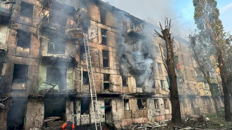    Ukraynaya kütləvi raket hücumu - Ölü və yaralılar var   