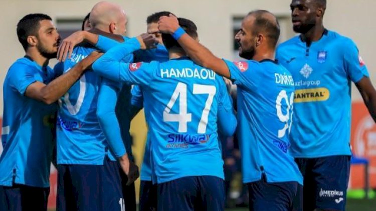    “Zirə“ daha 4 futbolçu ilə yolları ayırdı    