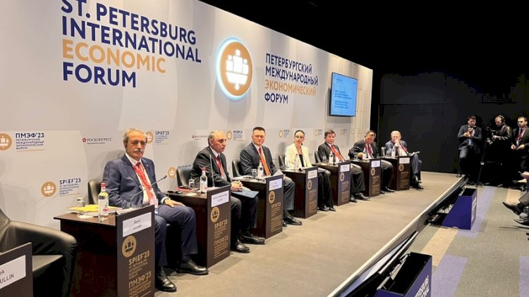    Baş prokuror Kamran Əliyev Peterburq Beynəlxalq İqtisadi Forumunda çıxış etdi   
