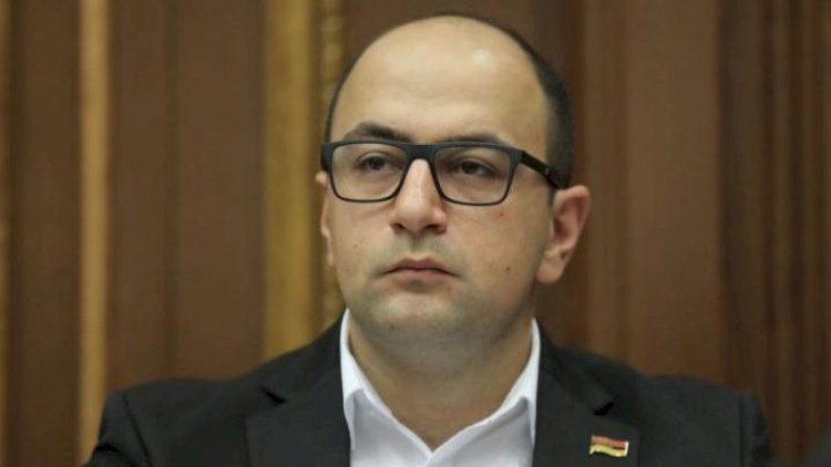    Müxalifət lideri xalqı Paşinyanı devirməyə çağırdı    