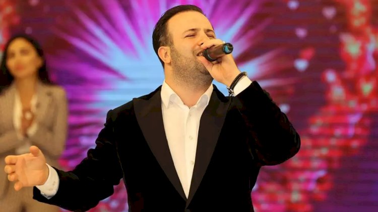    “Dəstəmaz alanda oğlum xalçanı yerə sərib əllərini göyə qaldırır” - Müğənni   