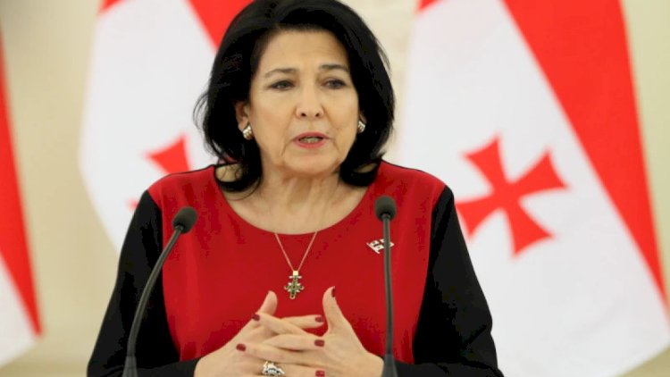    Zurabişvili: Sərhədə nəzarəti gücləndirin   