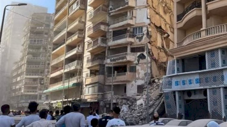   14 mərtəbəli bina çökdü: Dağıntı altında qalanlar var - VİDEO   