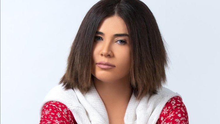    “Aylarla kazarmada, əsgər yataqxanasında yatmışam” - Elnarə   