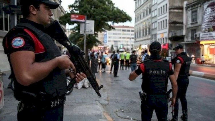    İstanbulda PKK əməliyyatı:   9 terrorçu saxlanıldı