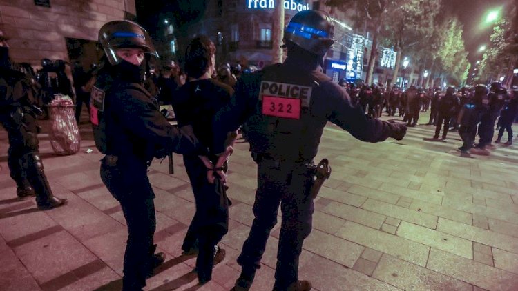    Fransada 10 şəhərdə komendant saatı tətbiq edildi   