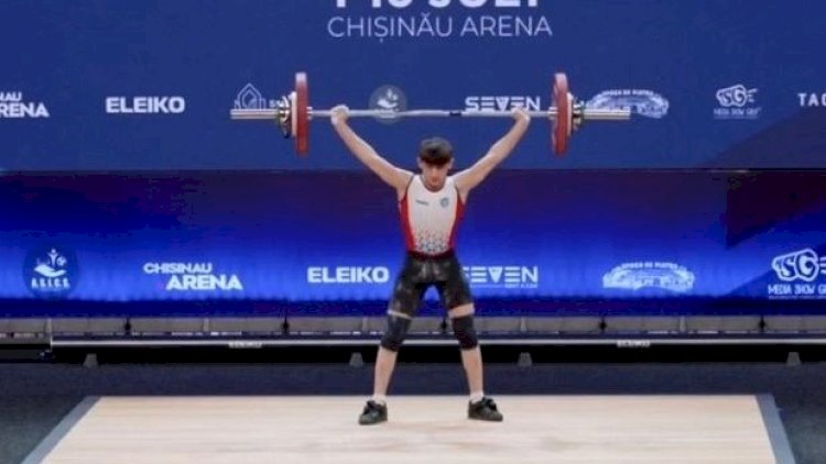    Azərbaycan ağırlıqqaldıranı Avropa birinciliyində üç medal qazandı - Fotolar   