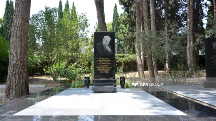    Xalq artisti Əlibaba Məmmədovun qəbirüstü abidəsi qoyulub   