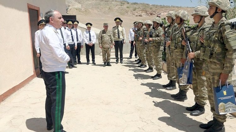    Baş prokuror Naxçıvanda hərbi qulluqçularla görüşdü - Video   