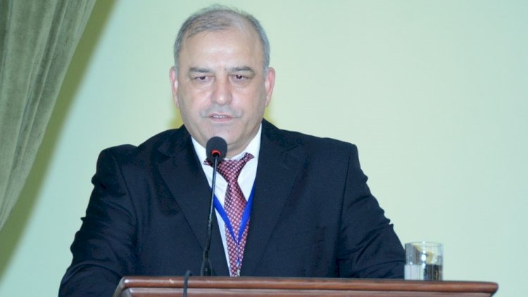    Elmi dərəcələri satan vəzifəli şəxsə cinayət işi açıldı    