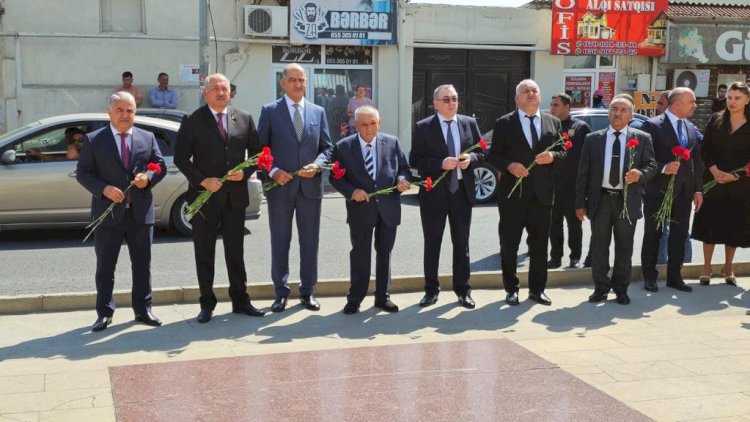    Suraxanıda Heydər Əliyevlə bağlı dəyirmi masa keçirildi   - Fotolar