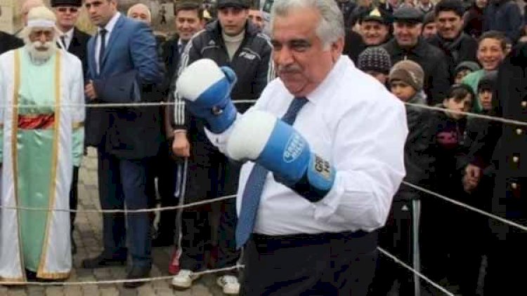    15 il deputat, 12 il başçı - Əhəd Abıyevin karyerası   