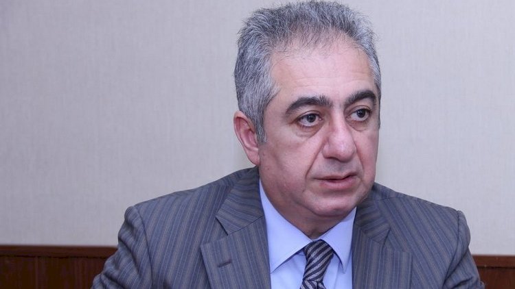    Vəkil Qubad İbadoğlu ilə bağlı açıqlama verdi   