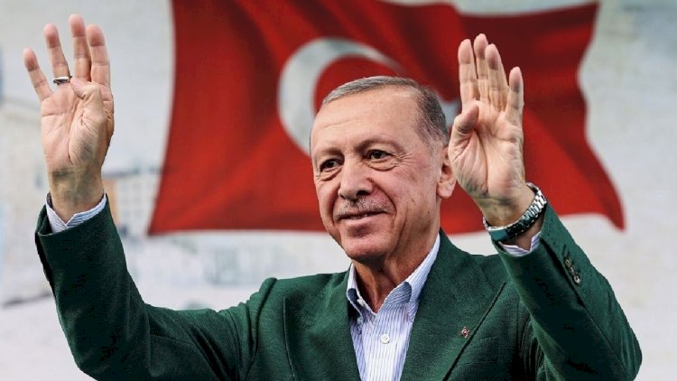    Dövlət məmurlarını Ərdoğanın səsi ilə aldatmaq istədi, yaxalandı   