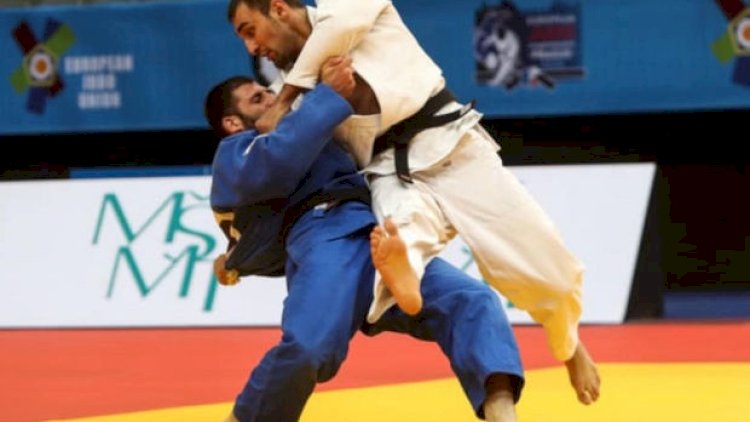    Azərbaycan cüdoçuları Universiadanın ilk günündə iki medal qazandılar   