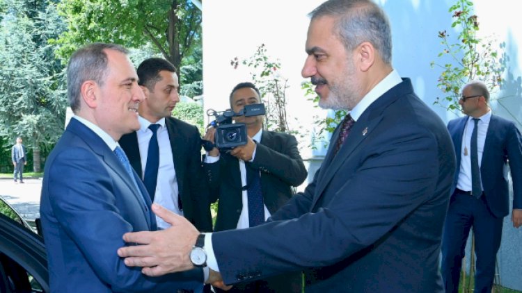    Fidan-Bayramov görüşü başladı   