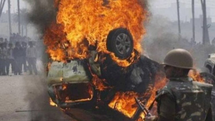    Hindistanda hindularla müsəlmanlar arasında toqquşma   - 5 nəfər öldü