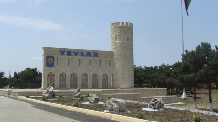   Yevlaxda ermənilərlə kimlər görüşəcək? -   “Bir neçə rəsmi şəxs və deputat...”