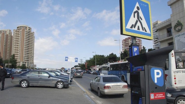    Parkinq “mafiyası” hücuma keçdi: AzParking əməkdaşları döyüldü - Video   
