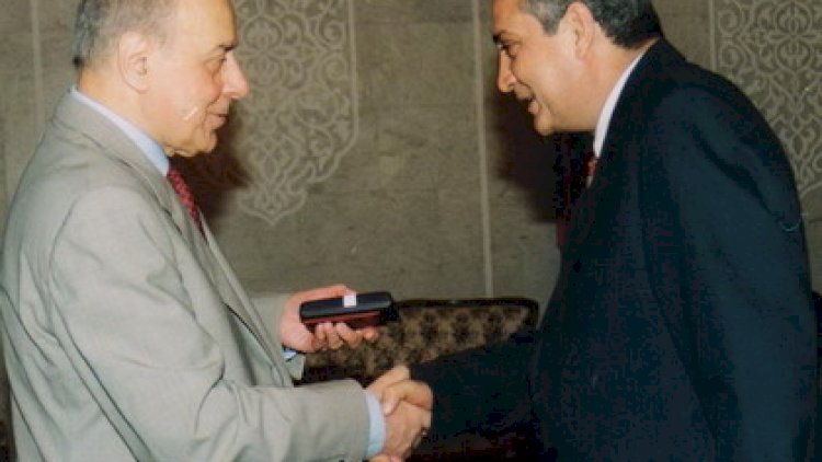    Heydər Əliyev ona niyə “yaraşıqlı oğlan” demişdi? –   Sevil Əliyevadan paylaşım - Video